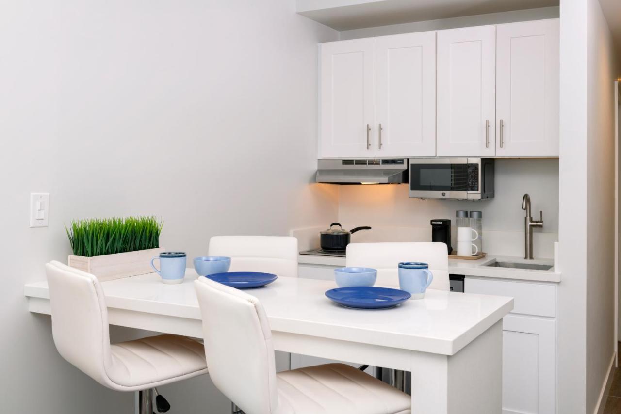 | Beachfront Inn and Suites at Dana Point
