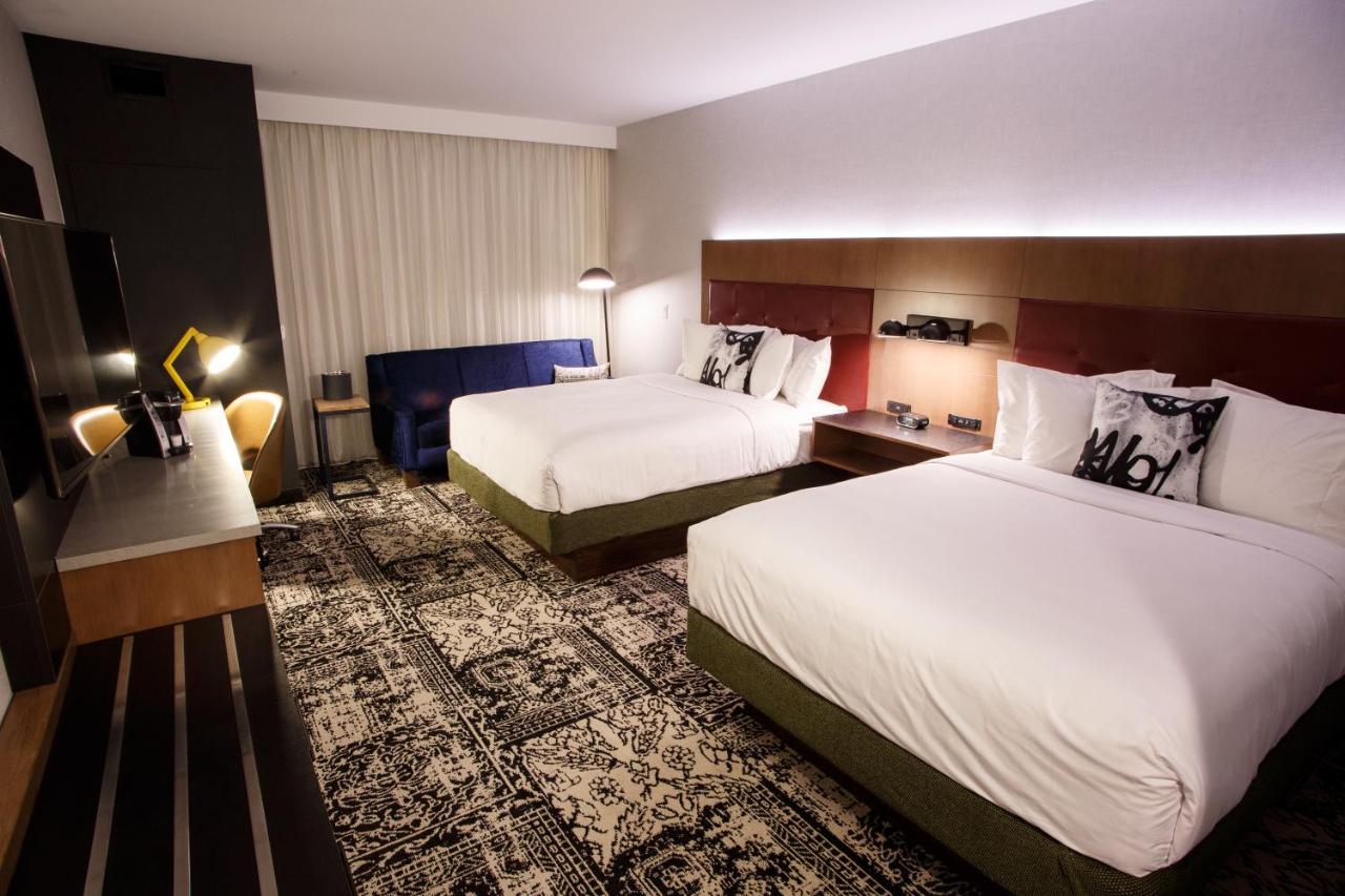 Deluxe Queen Room at Hotel Rock Lititz