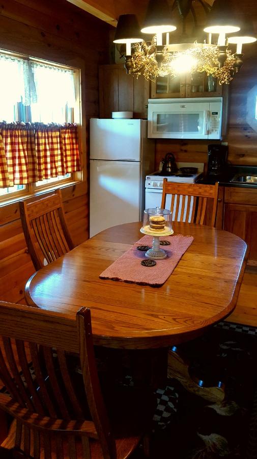  | Amish Blessings Cabins