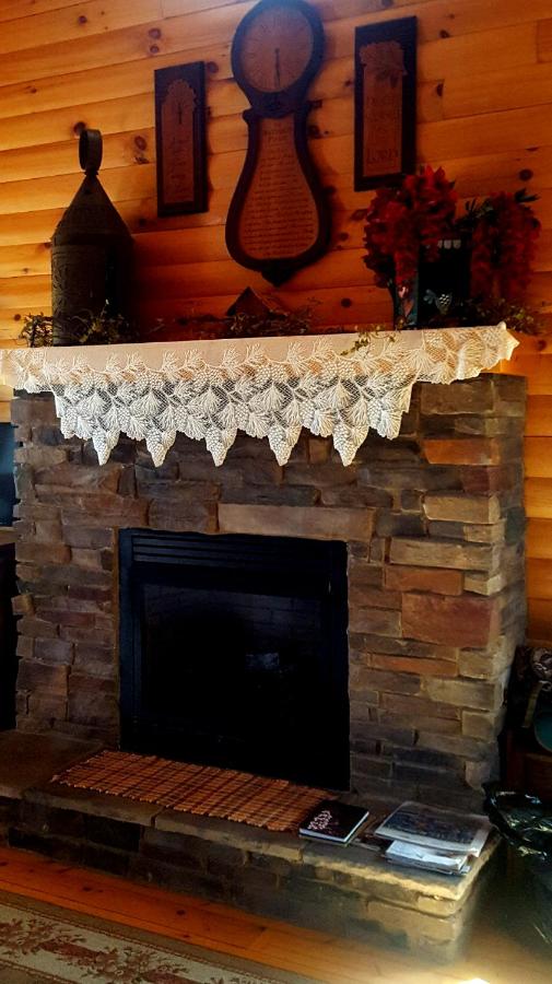  | Amish Blessings Cabins