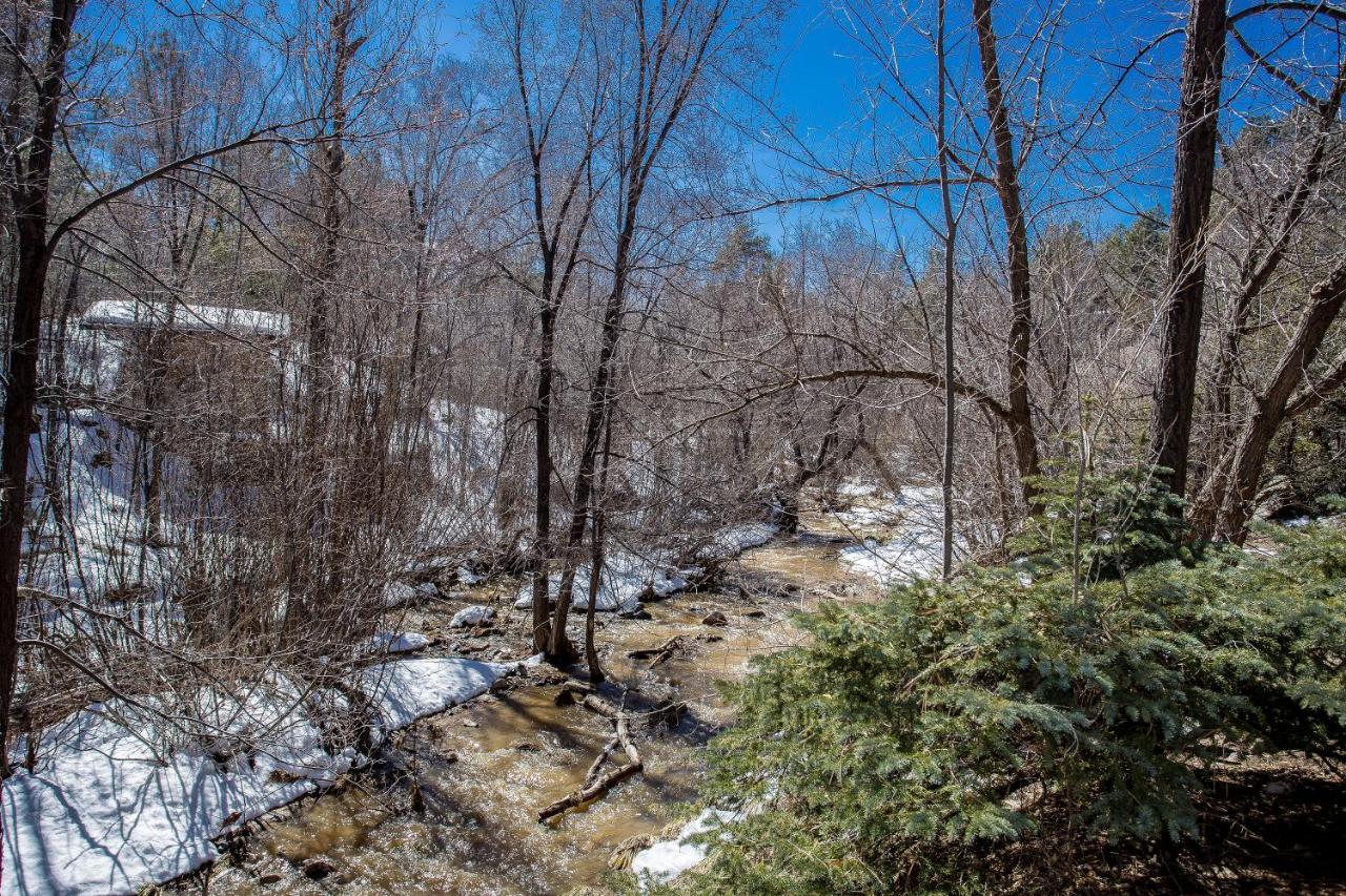 | Apple Creek Cottages