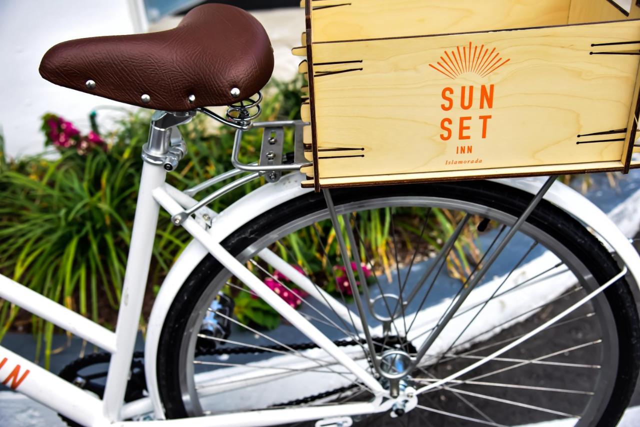 | Sunset Inn