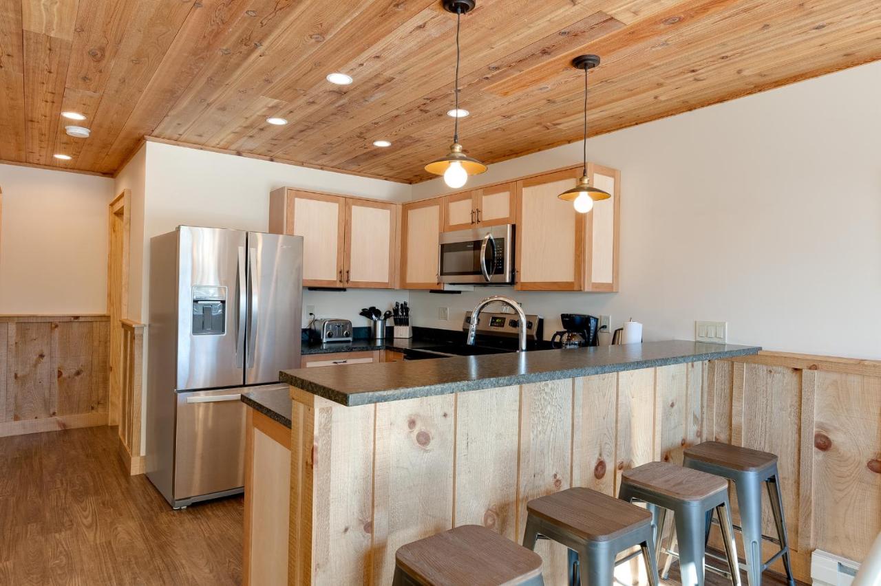  | Cobble Mountain Lodge