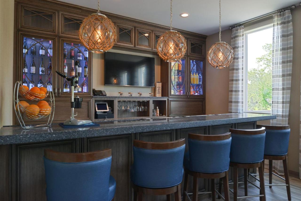 | Anchored Inn at Hidden Harbor