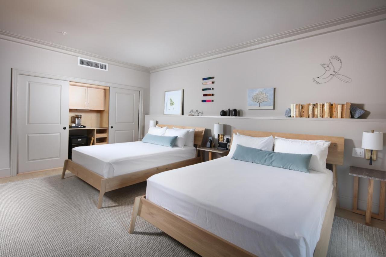 Queen Room - Disability Access at Hotel Weyanoke