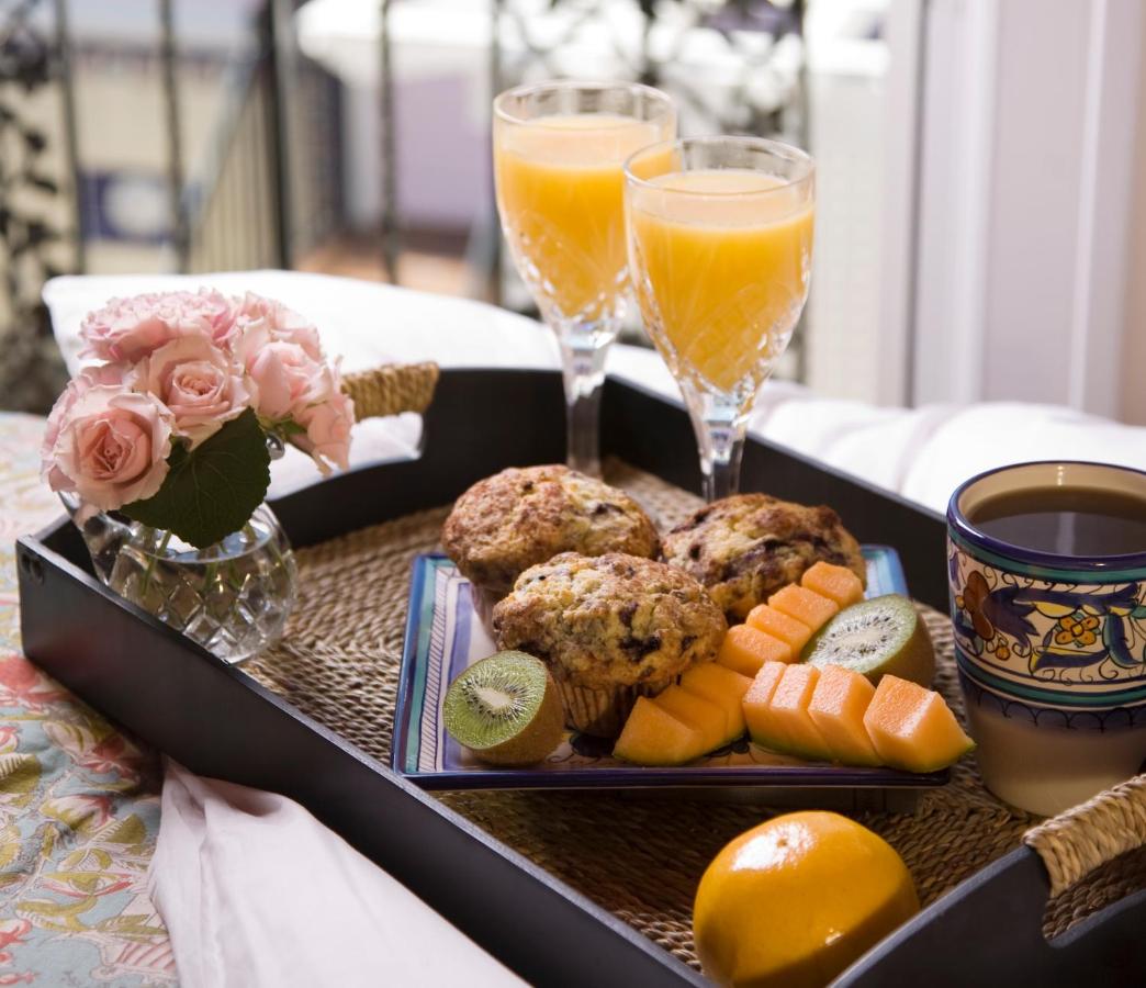 | Port d'Hiver Bed and Breakfast