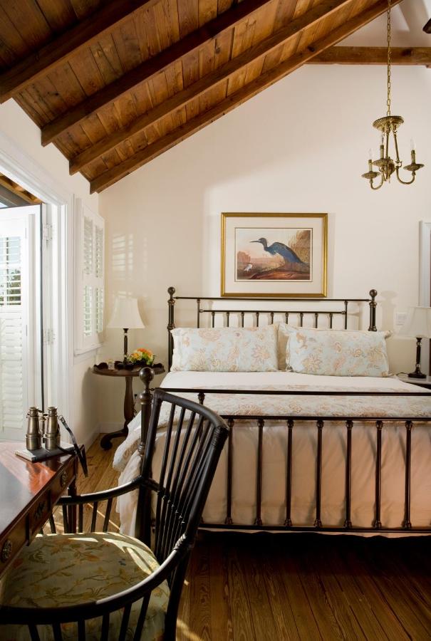 | Port d'Hiver Bed and Breakfast
