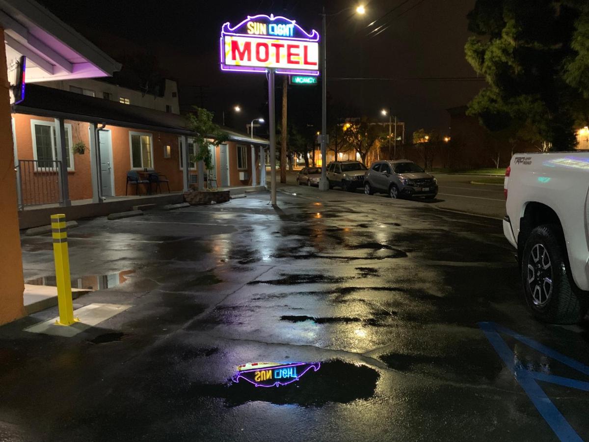 | SunLight Motel Long Beach