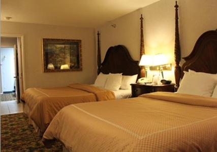 | Crown Choice Inn & Suites Lakeview and Waterpark
