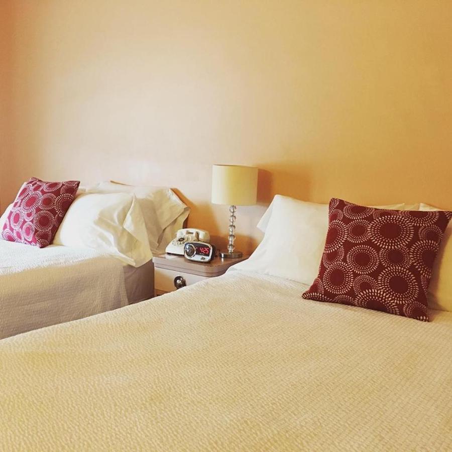 | Holiday Music Motel