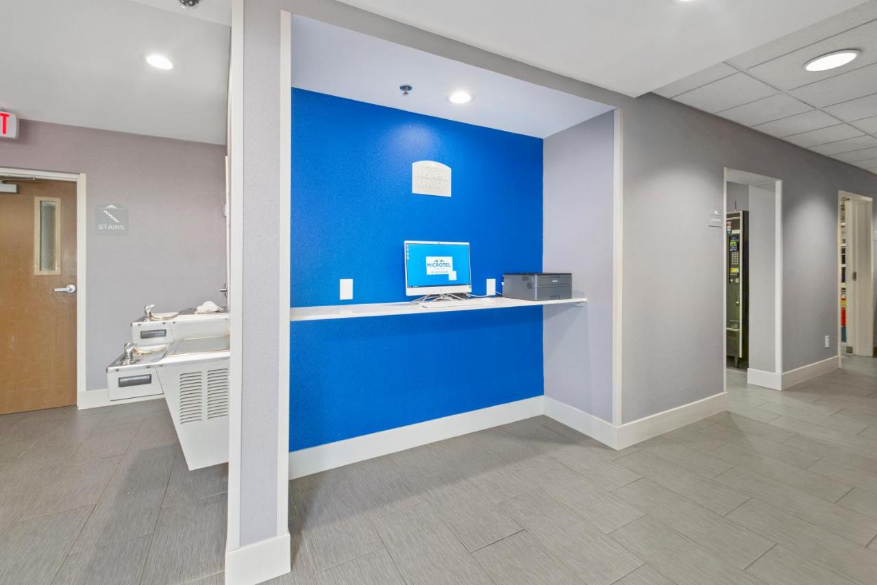 | Microtel Inn & Suites by Wyndham Bethel/Danbury
