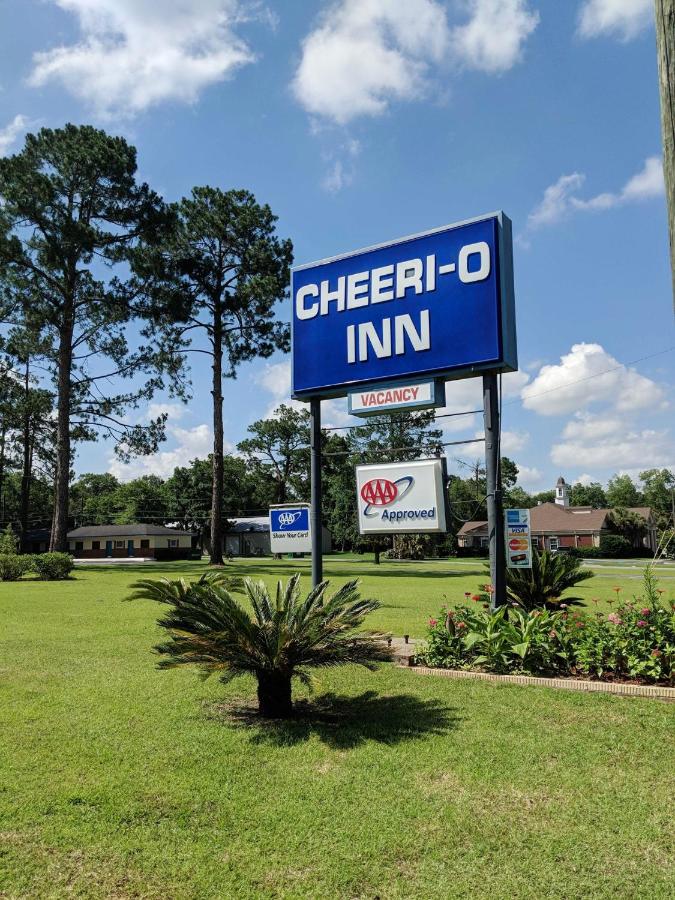 | Cheerio Inn - Glennville