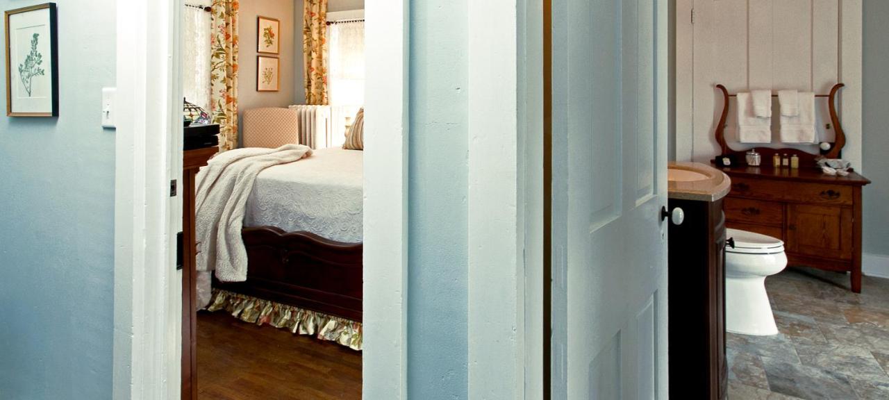 | Lamberson Guest House