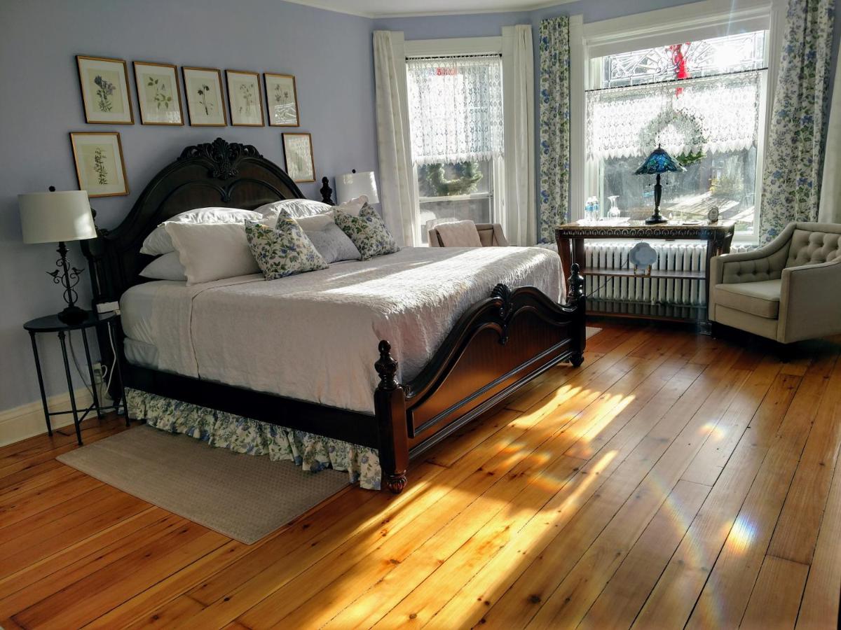 | Lamberson Guest House