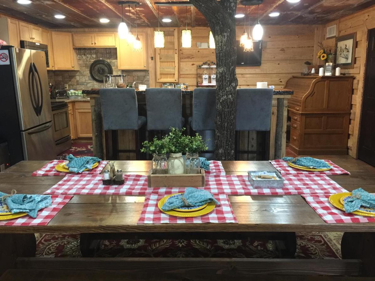 | Red Fern Plantation Lodge