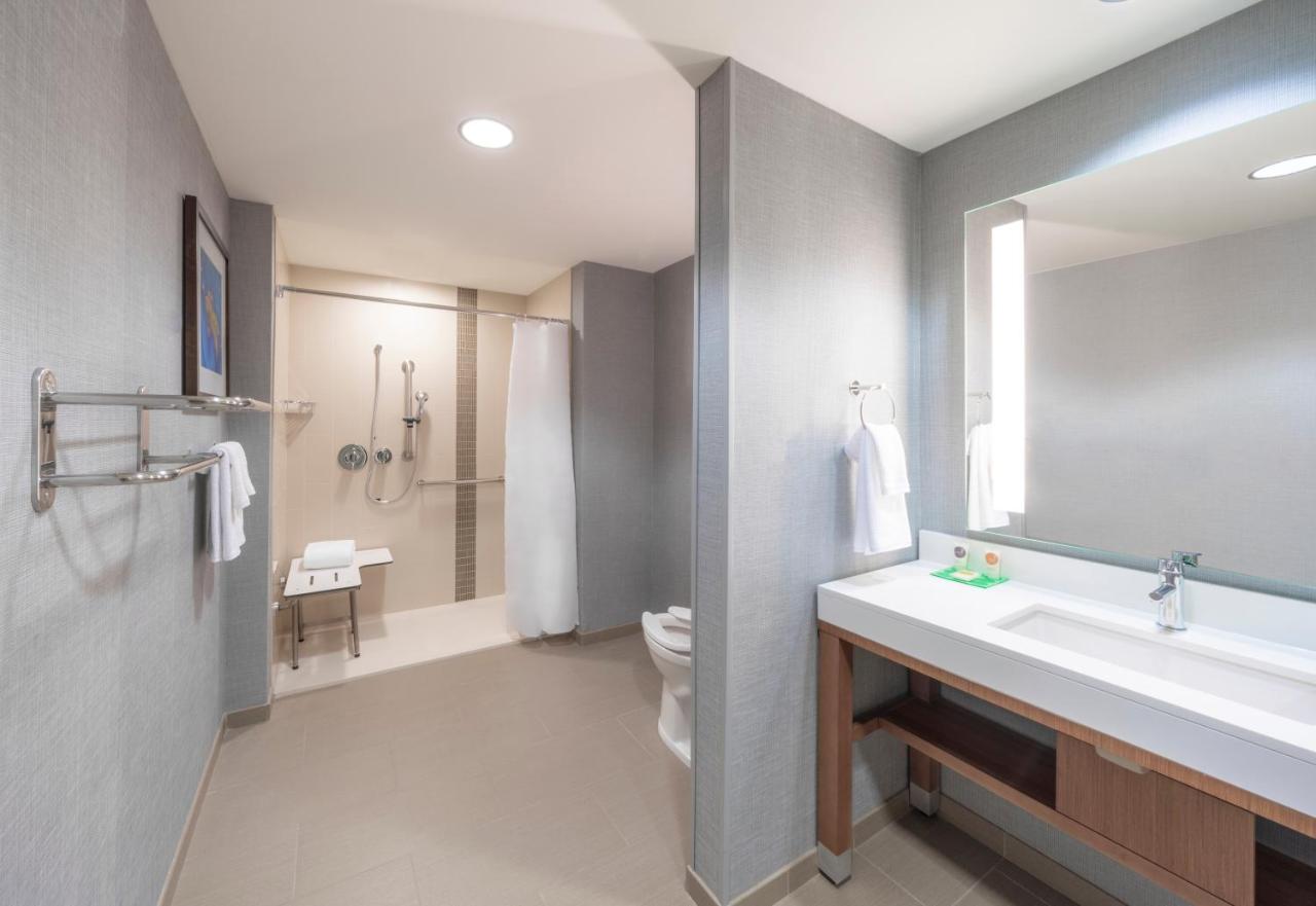 King Suite - Disability Access at Hyatt Place Sandestin at Grand Boulevard