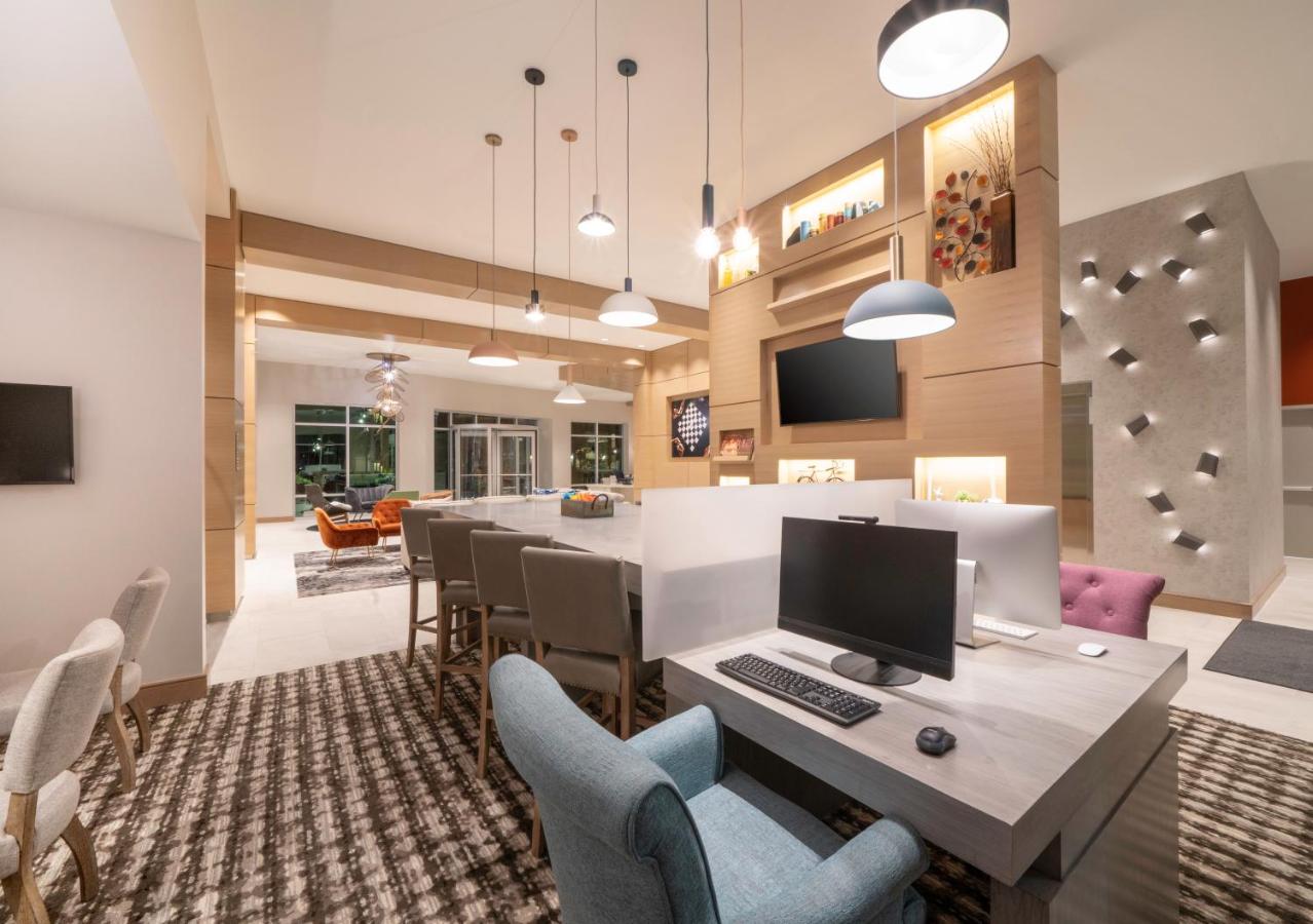  | Hyatt Place Sandestin at Grand Blvd