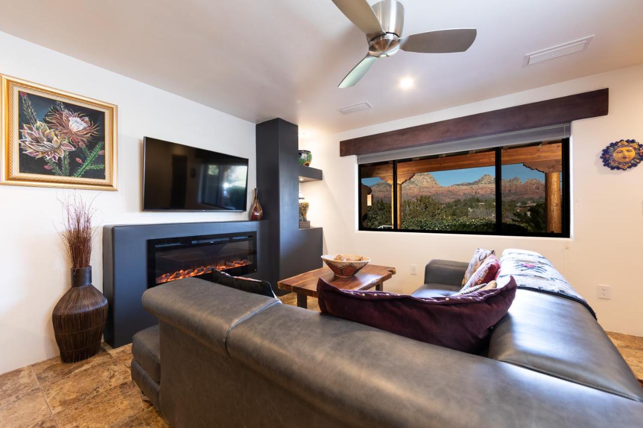Suite with Mountain View at A Sunset Chateau