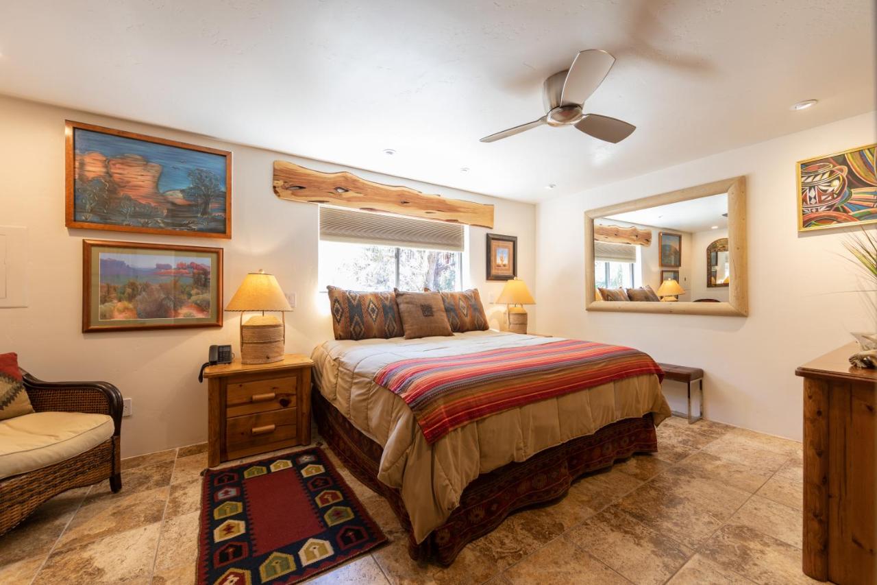 Suite with Mountain View at A Sunset Chateau