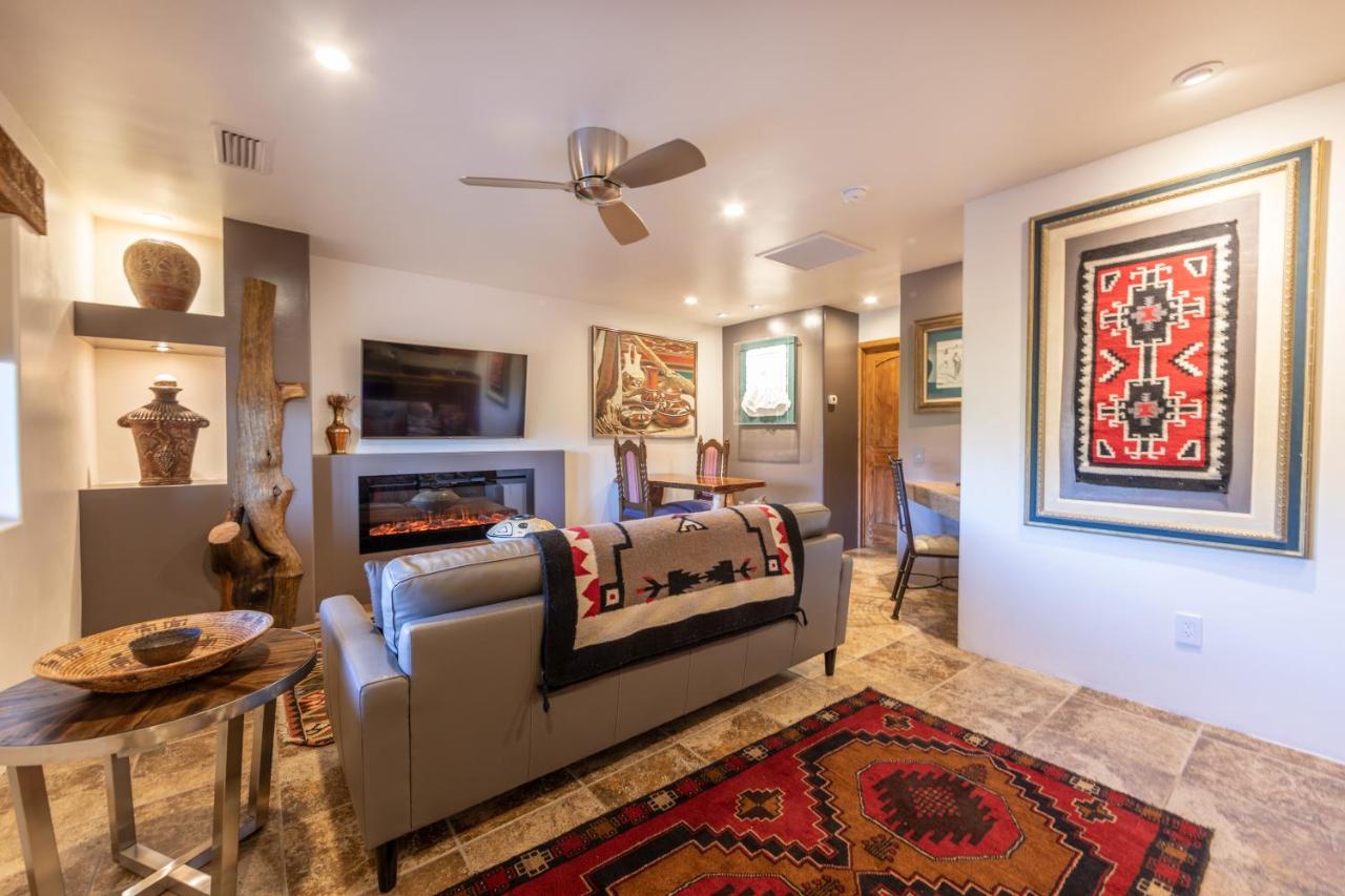Superior One-Bedroom Suite at A Sunset Chateau