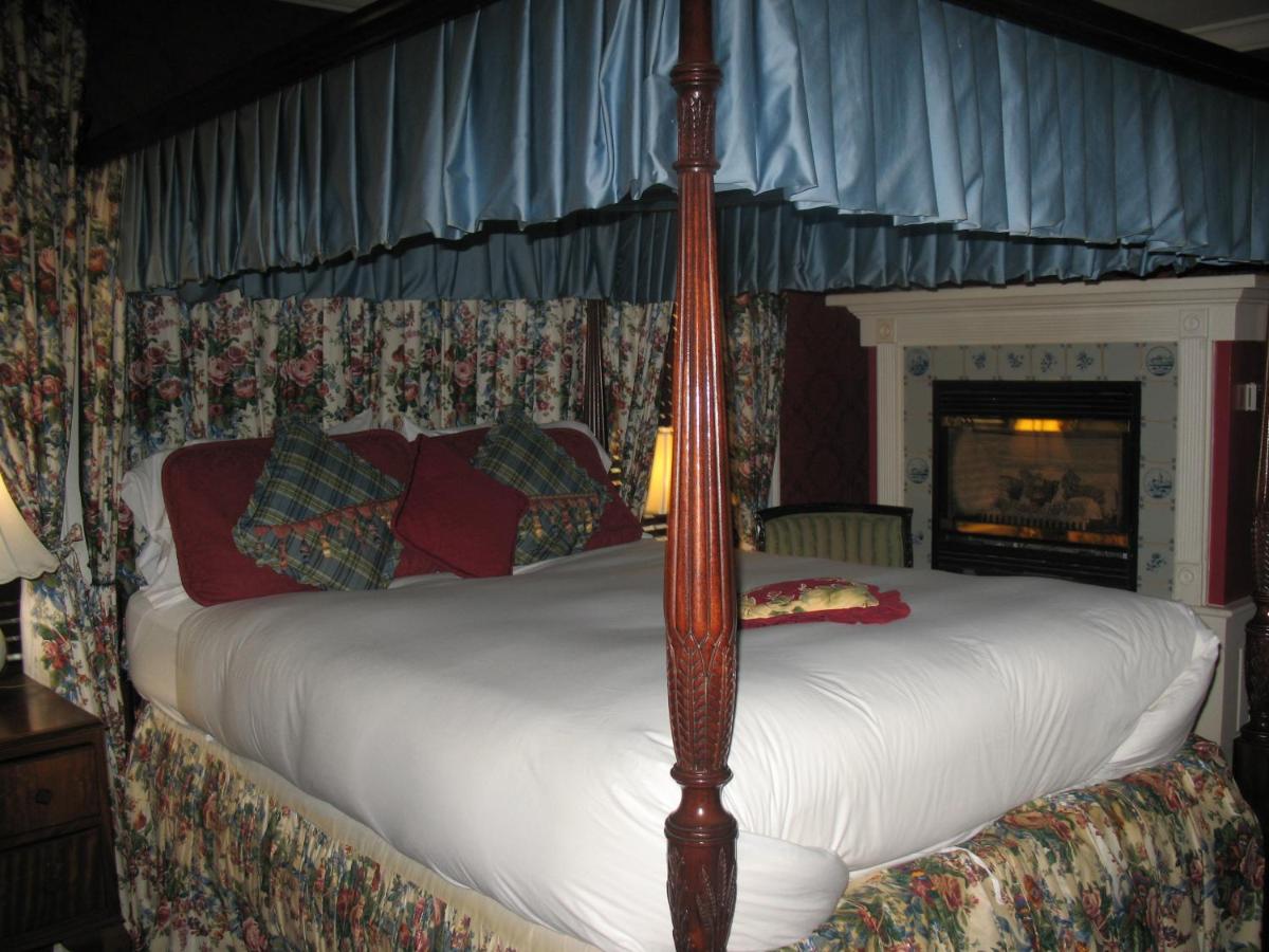  | A Cambridge House Inn