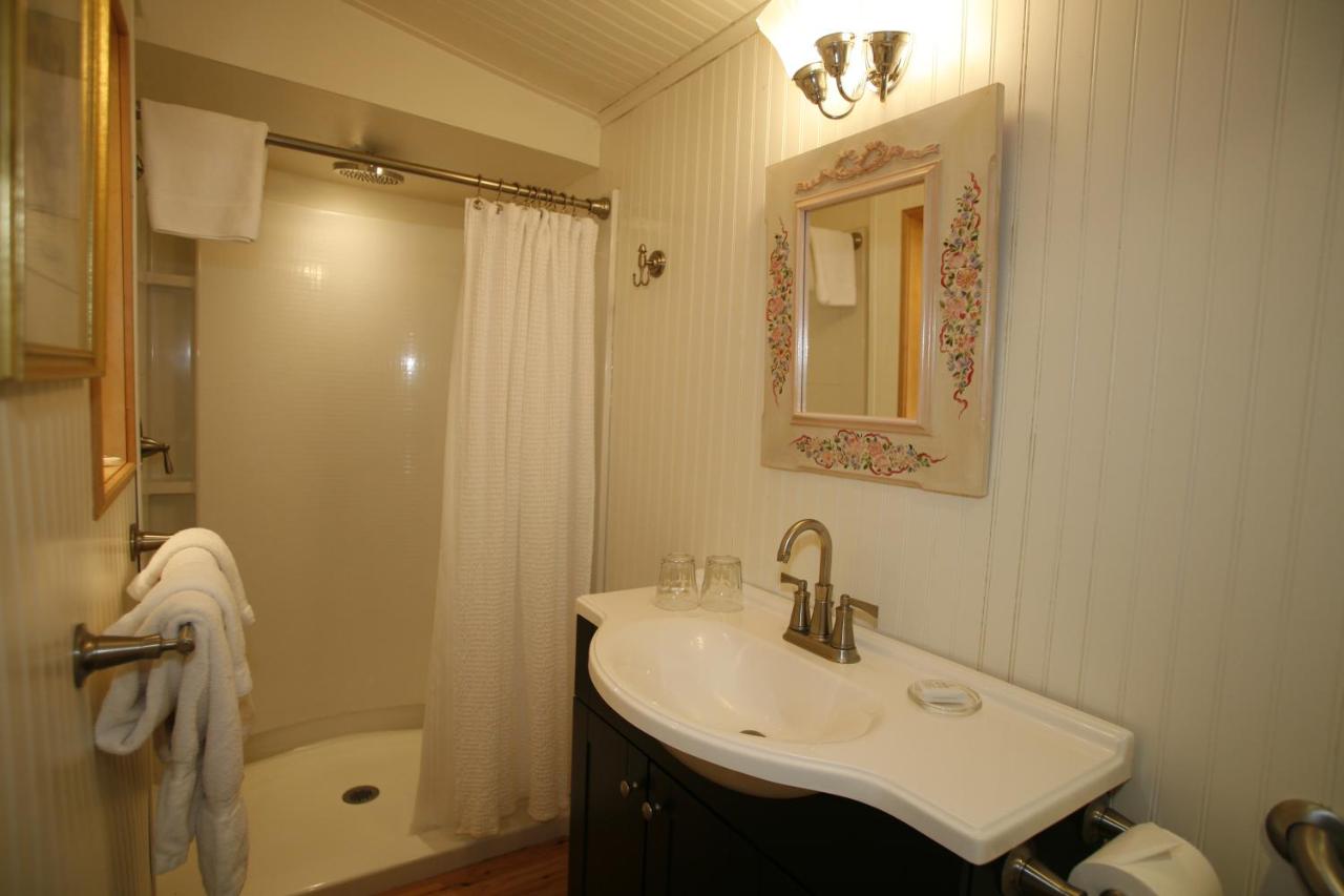 | Country Cottage of Langley
