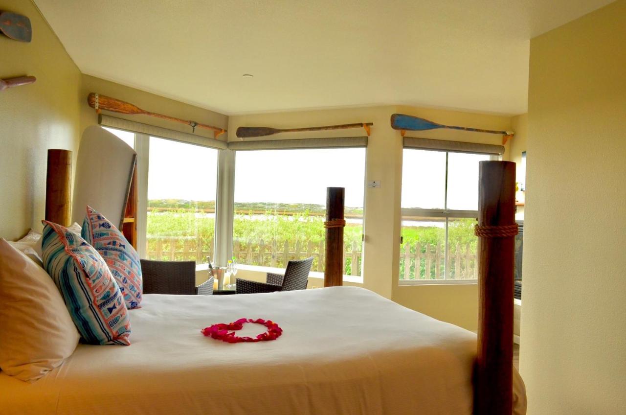 | Captain's Inn at Moss Landing