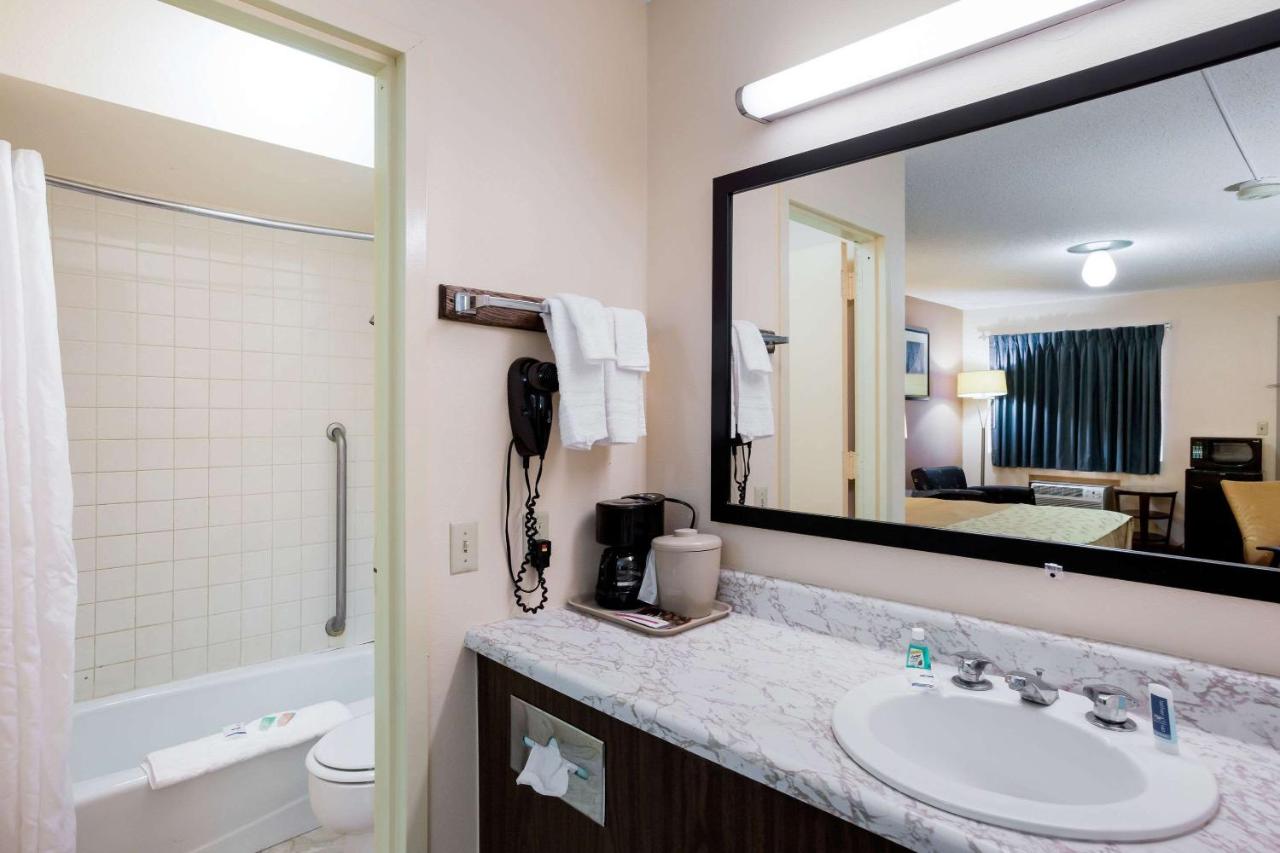 | Rodeway Inn Sergeant Bluff - Sioux City