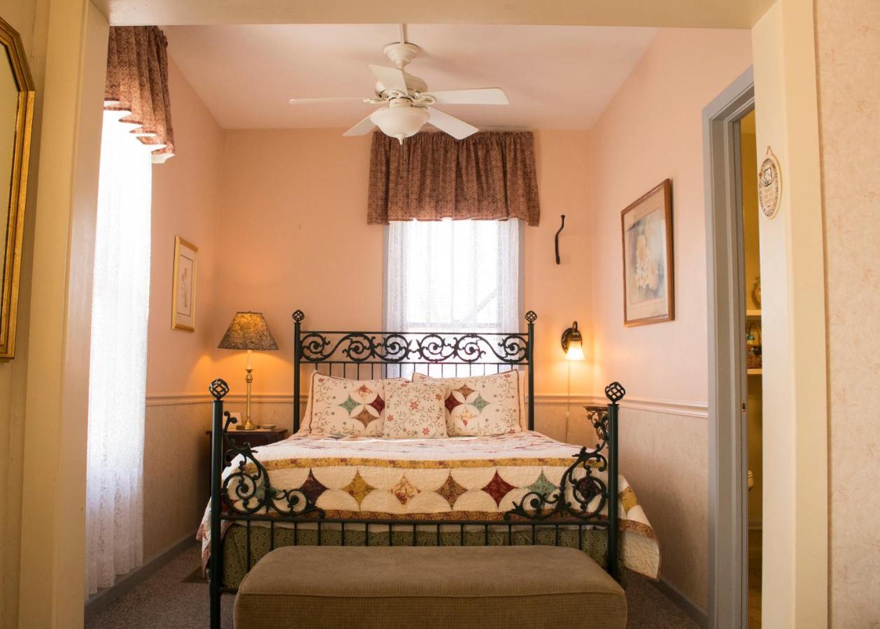  | Wildflower Bed and Breakfast