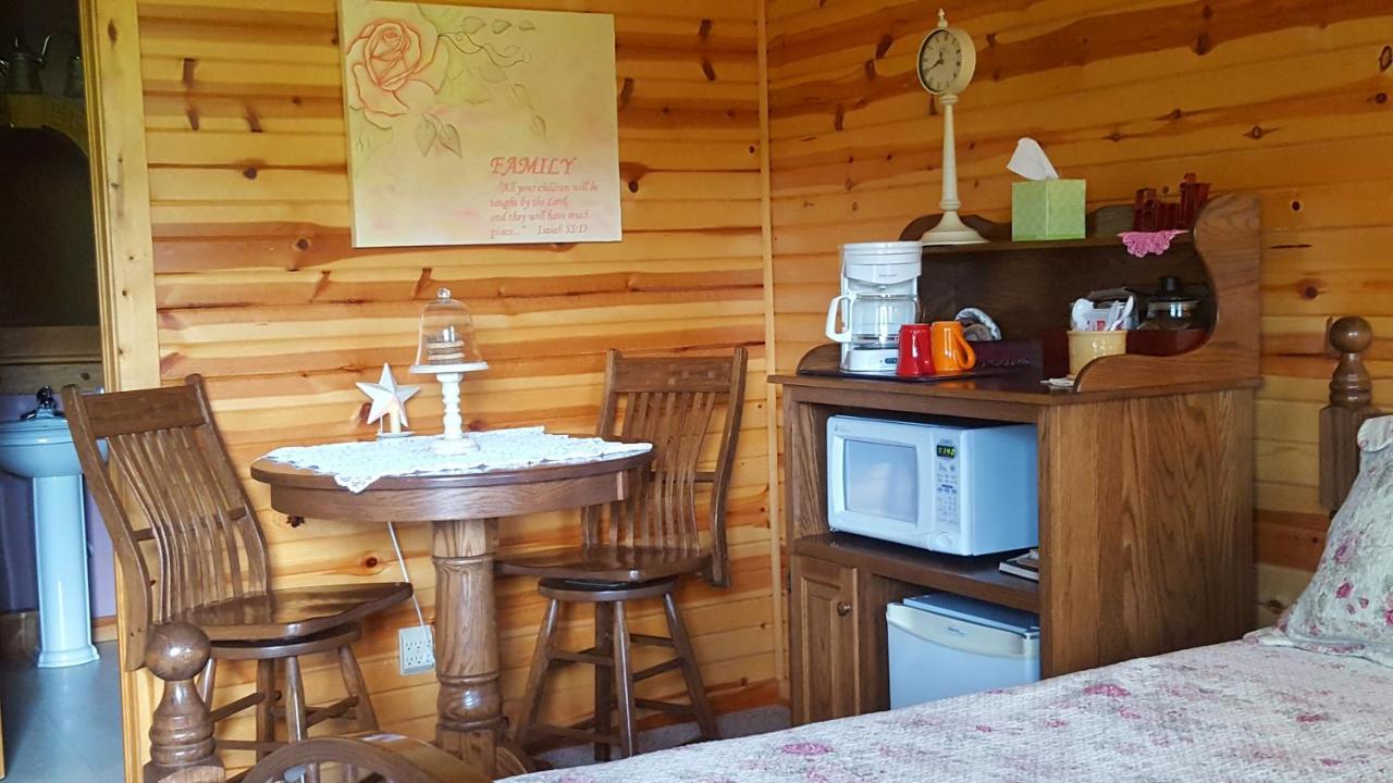  | Amish Blessings Cabins
