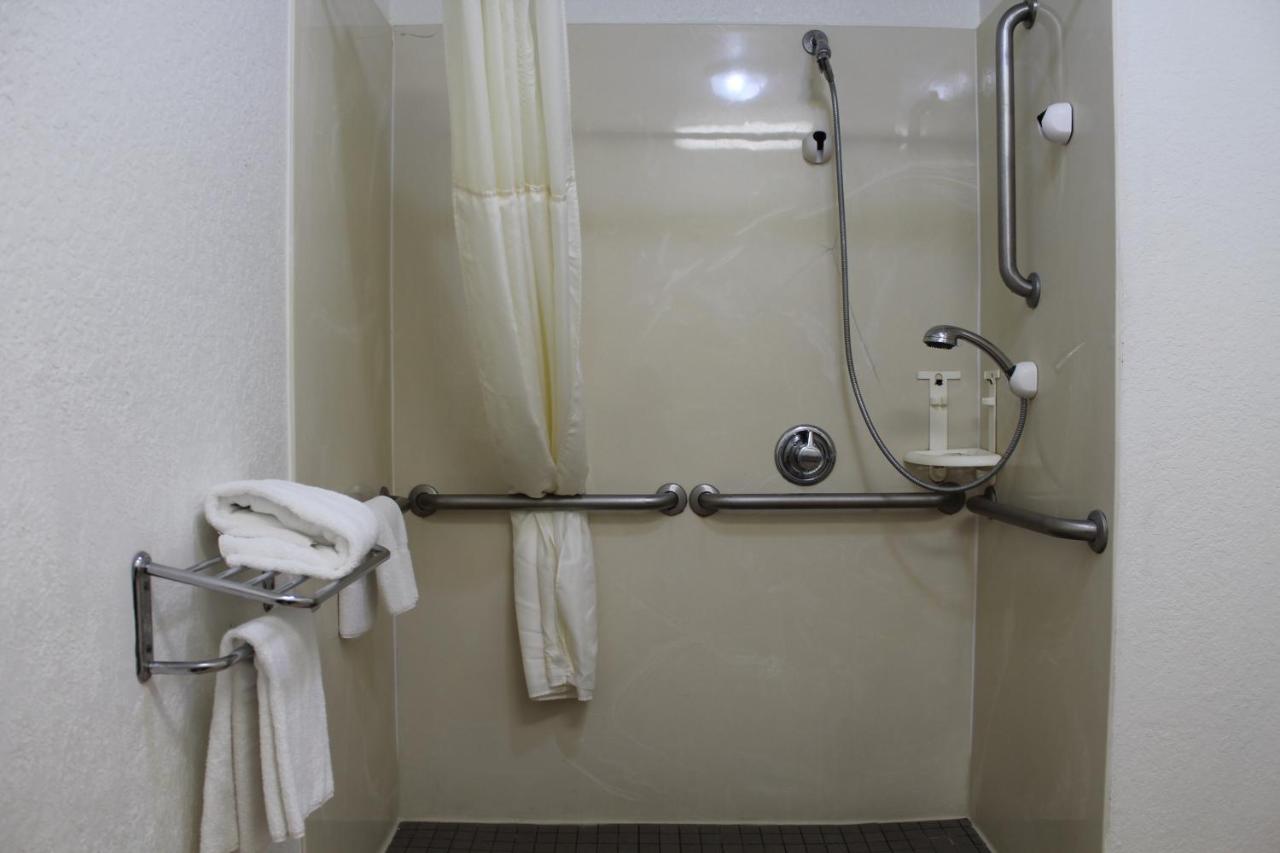 King Room with Shower - Disability Access/Non-Smoking - Interior Corridor at Quality Inn Florida City - Gateway to the Keys