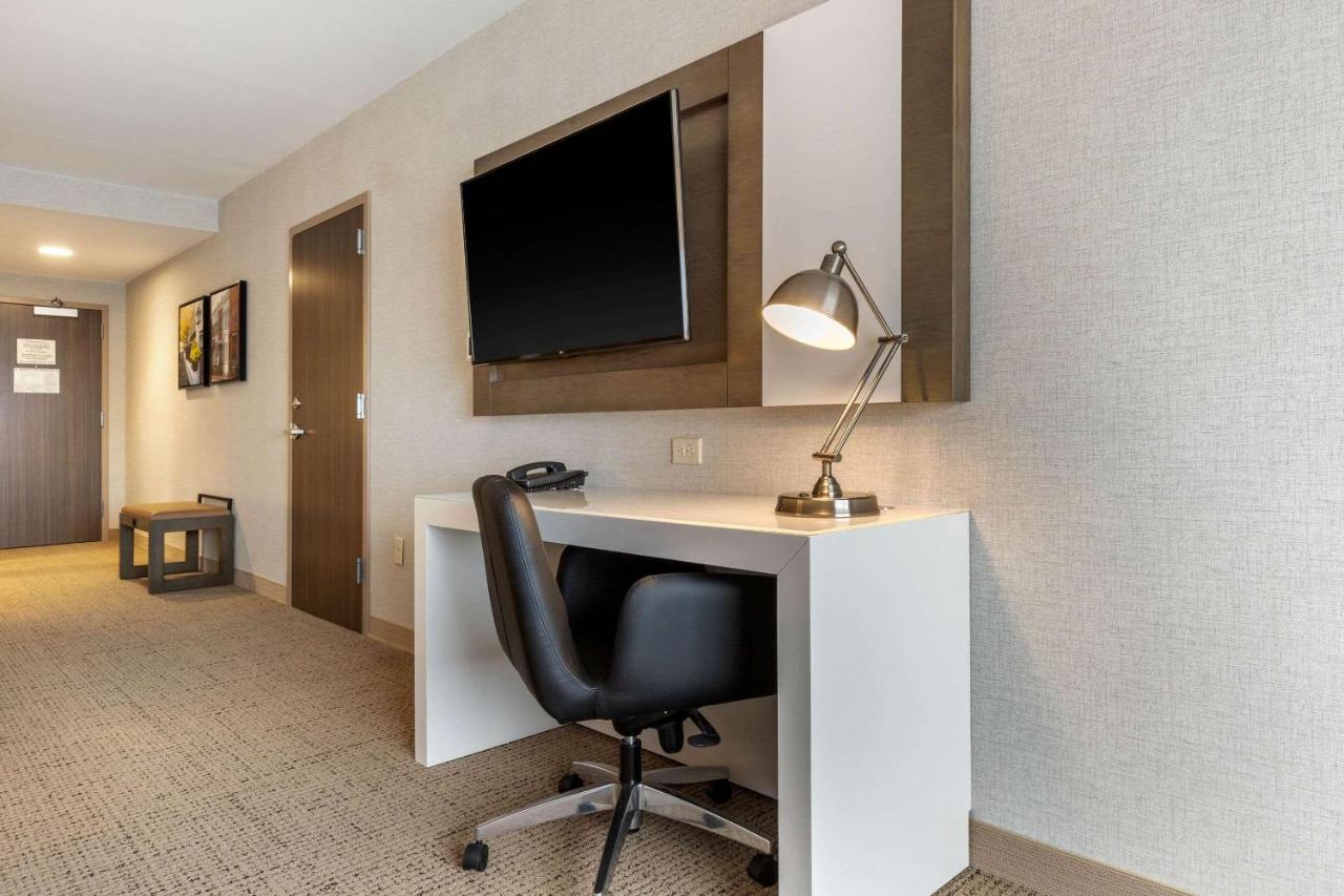 1 Bedroom Queen Suite with 2 Queen Beds at Cambria Hotel West Orange