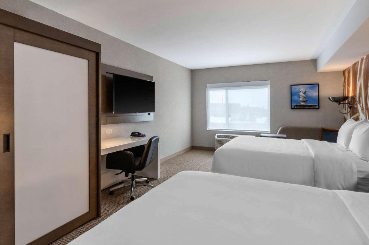 | Cambria Hotel West Orange