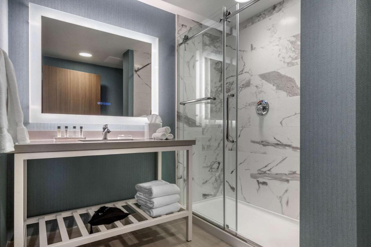 | Cambria Hotel West Orange
