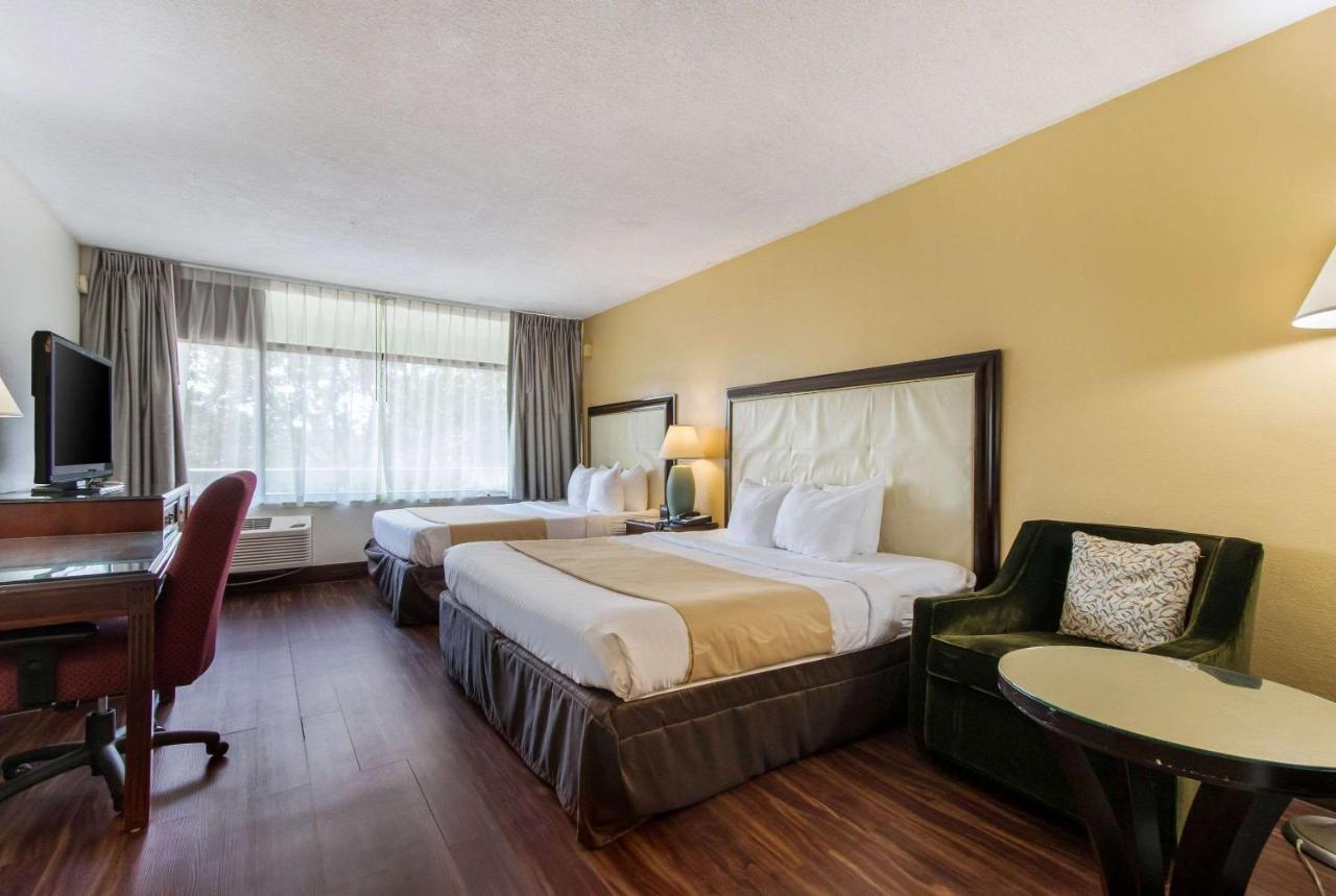 1 King Bed and 1 Queen Bed- Non-Smoking at Boca By the Sea