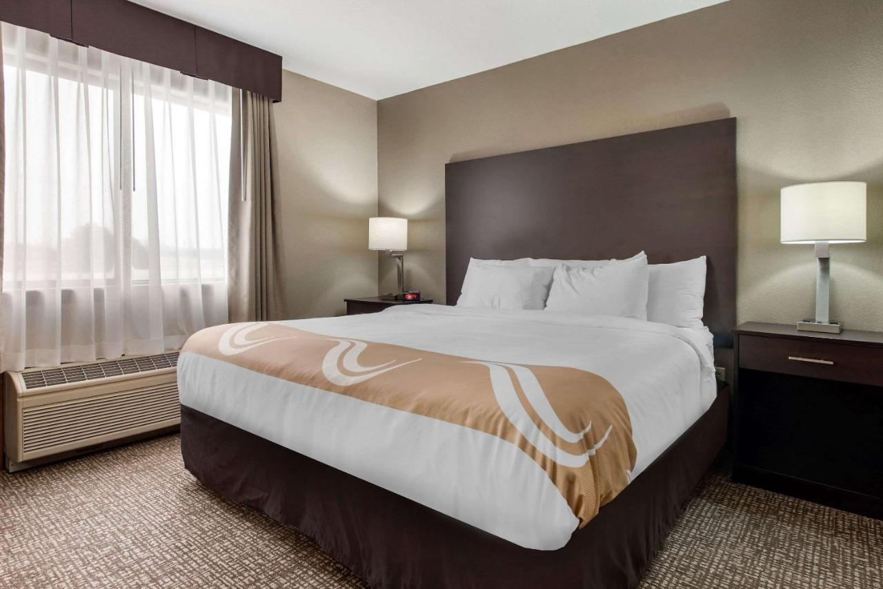 King Suite with Sofa Bed - Non-Smoking at Quality Inn & Suites Lebanon I-65