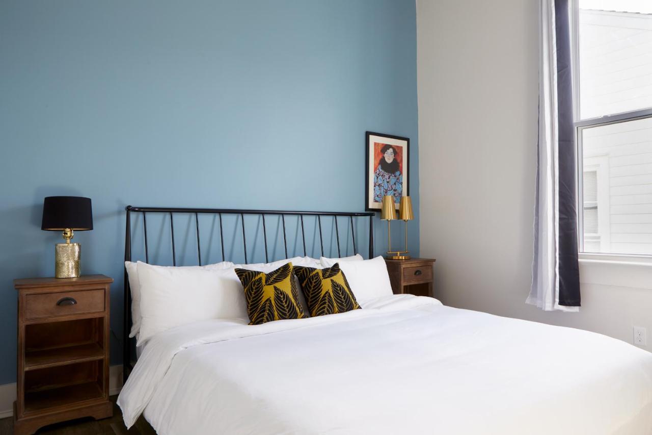 Superior Suite at Sonder at Viewpoint