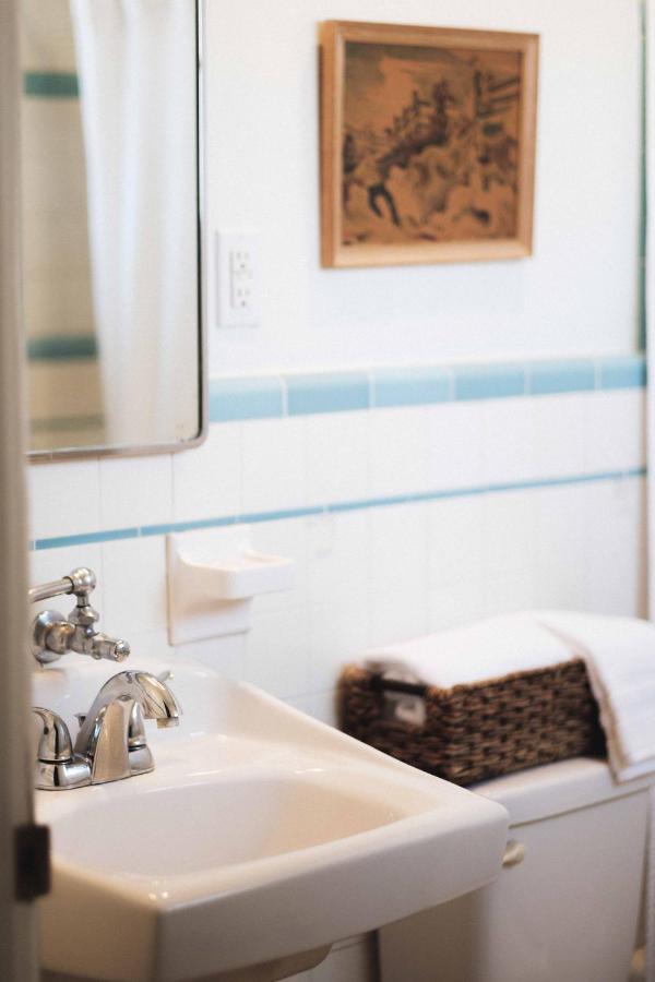 | The Downtown Clifton Hotel