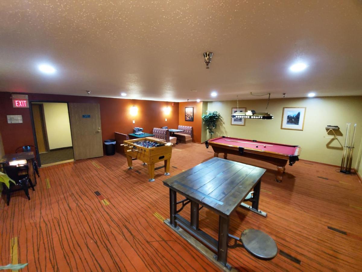  | Roosevelt Inn Mount Rushmore
