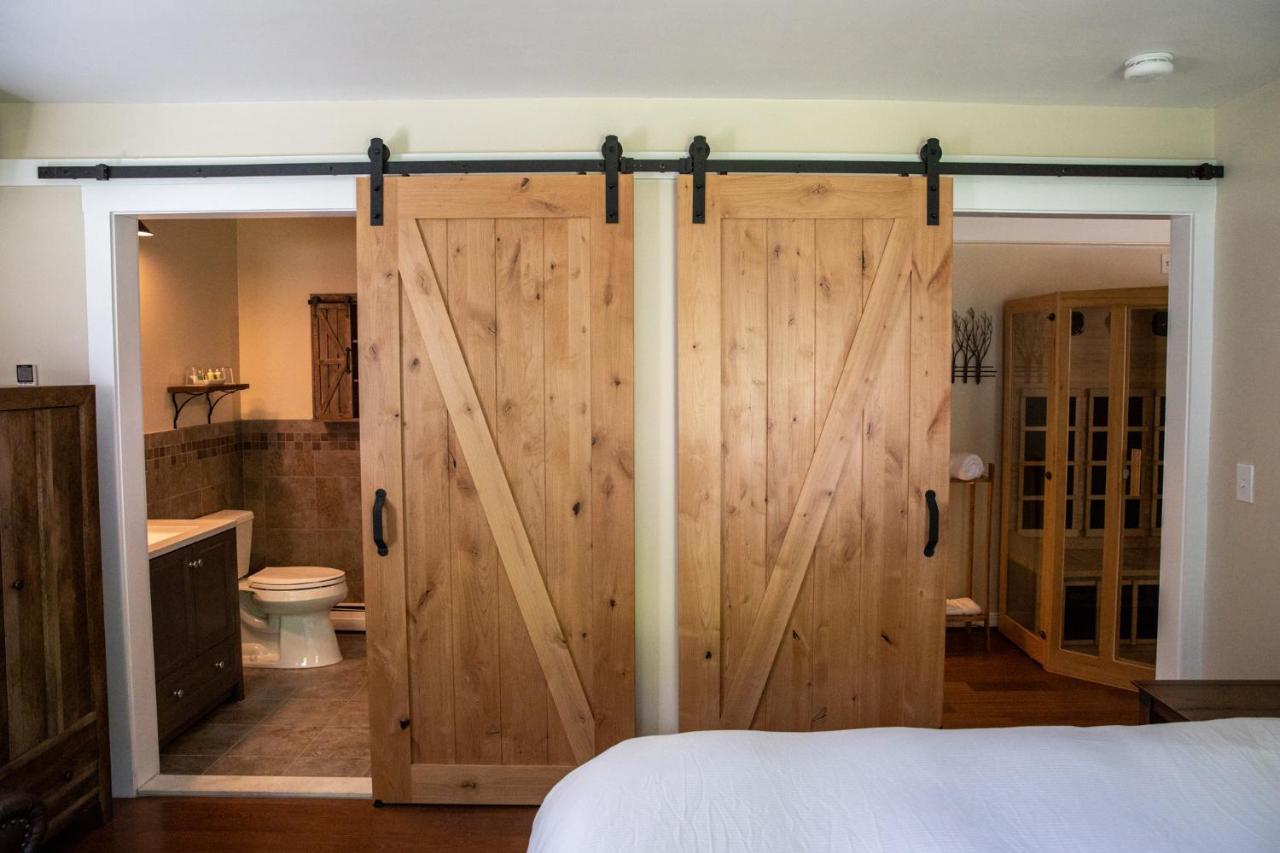 | The Woodstocker B&B