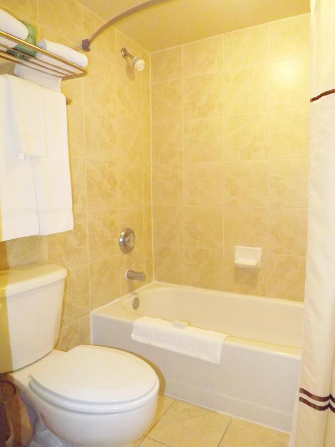 | River Edge Inn