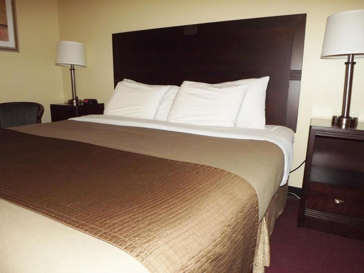 | River Edge Inn