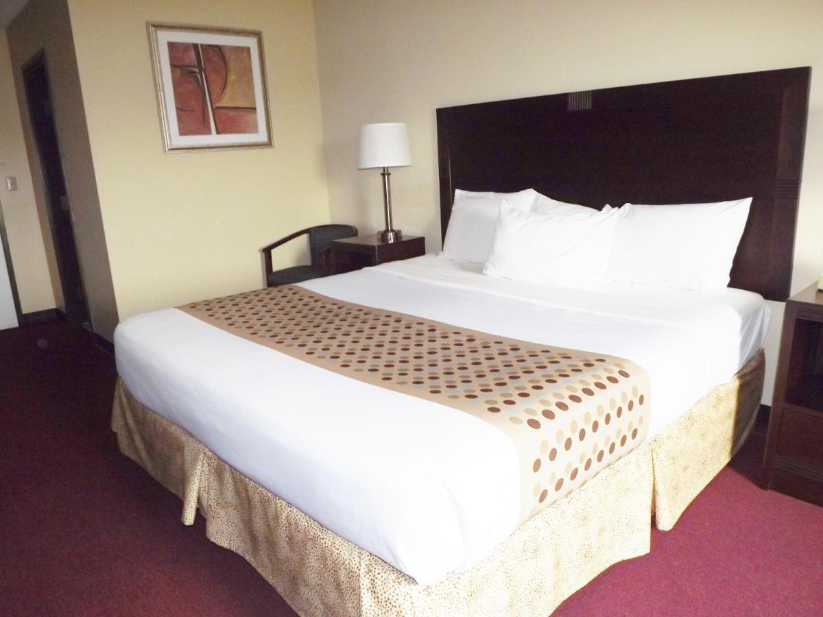 | River Edge Inn