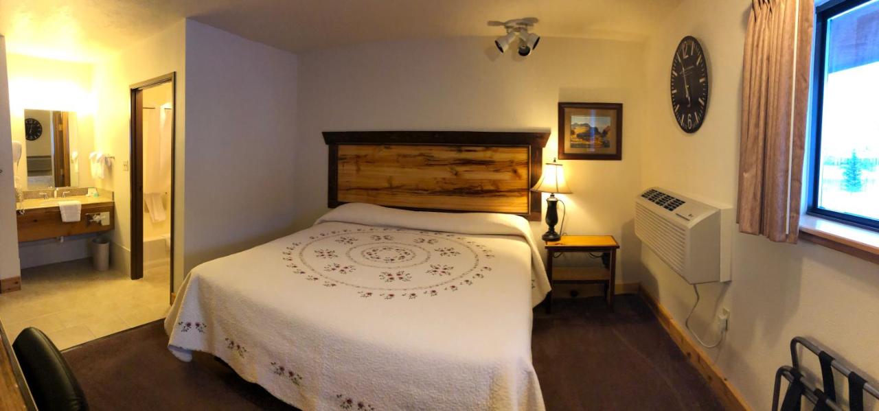 King Room at Yellowstone Village Inn and Suites