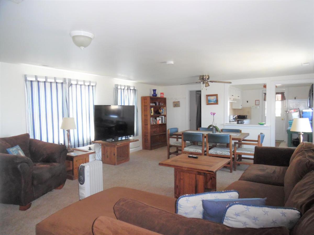 | Second Floor Apartment #23 - water & town views