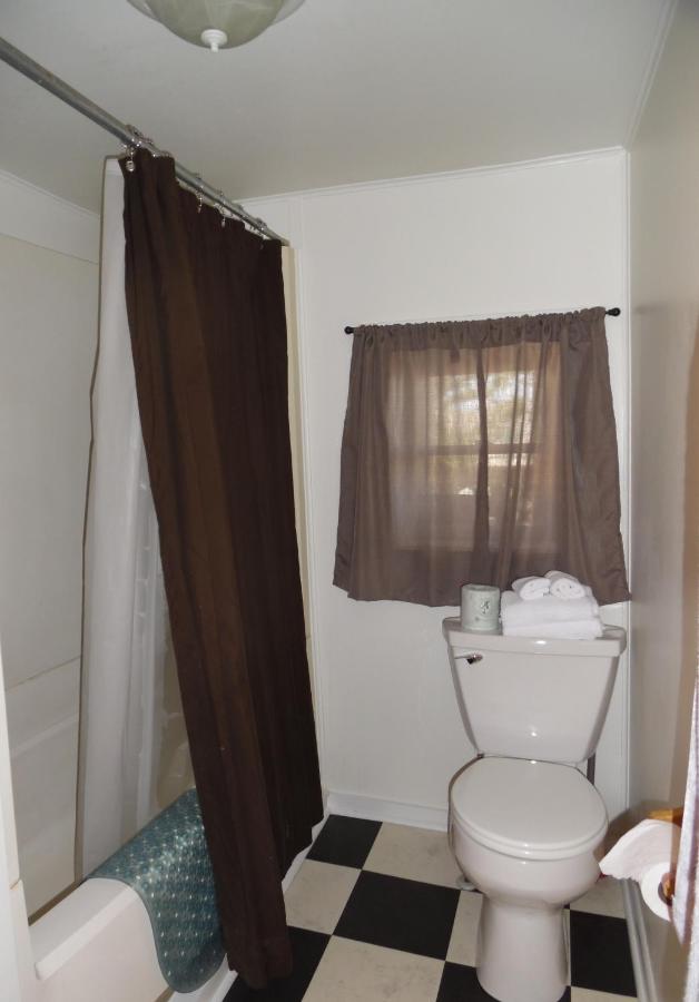 | Second Floor Apartment #23 - water & town views