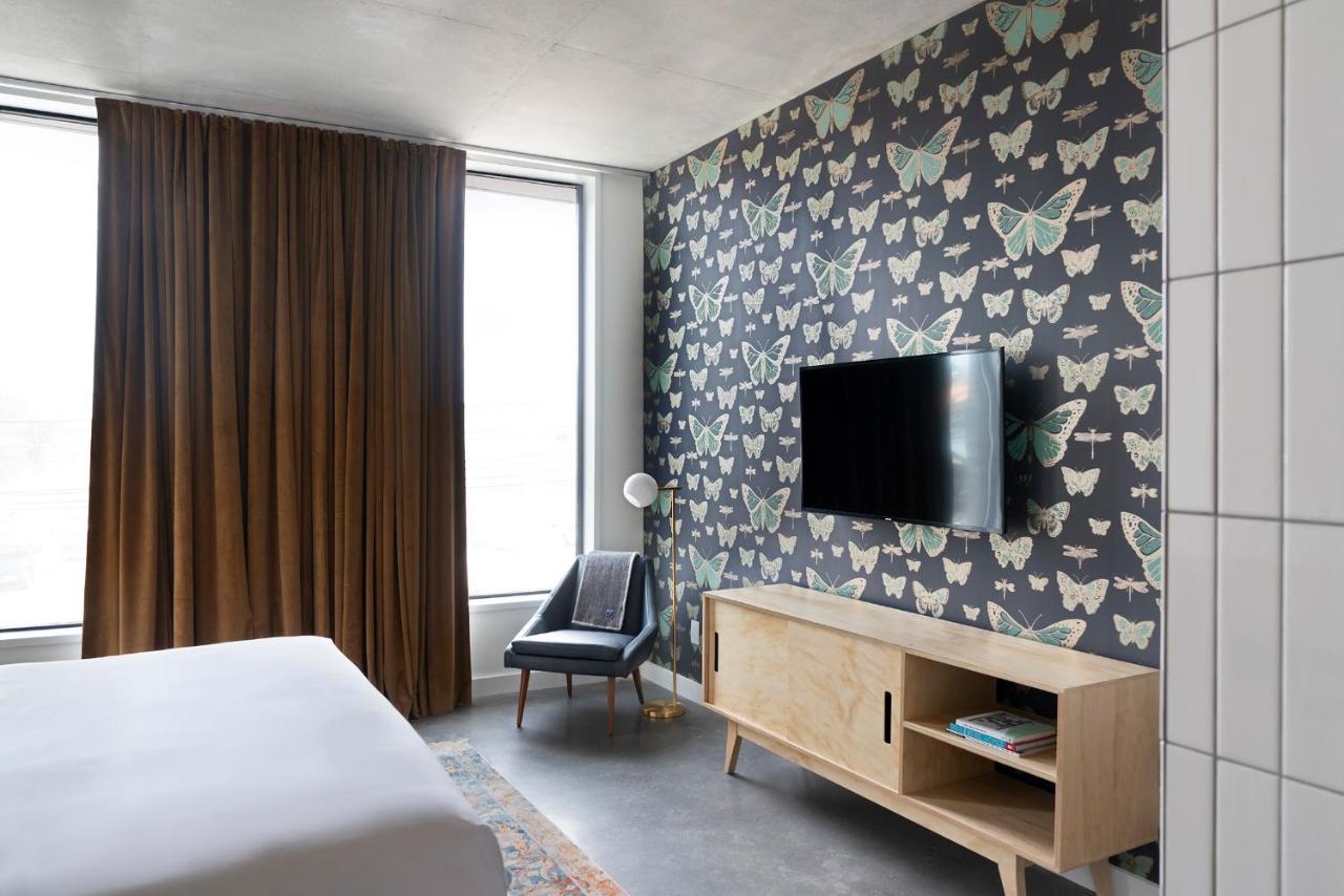 King Room with Roll-in Shower at ARRIVE Austin