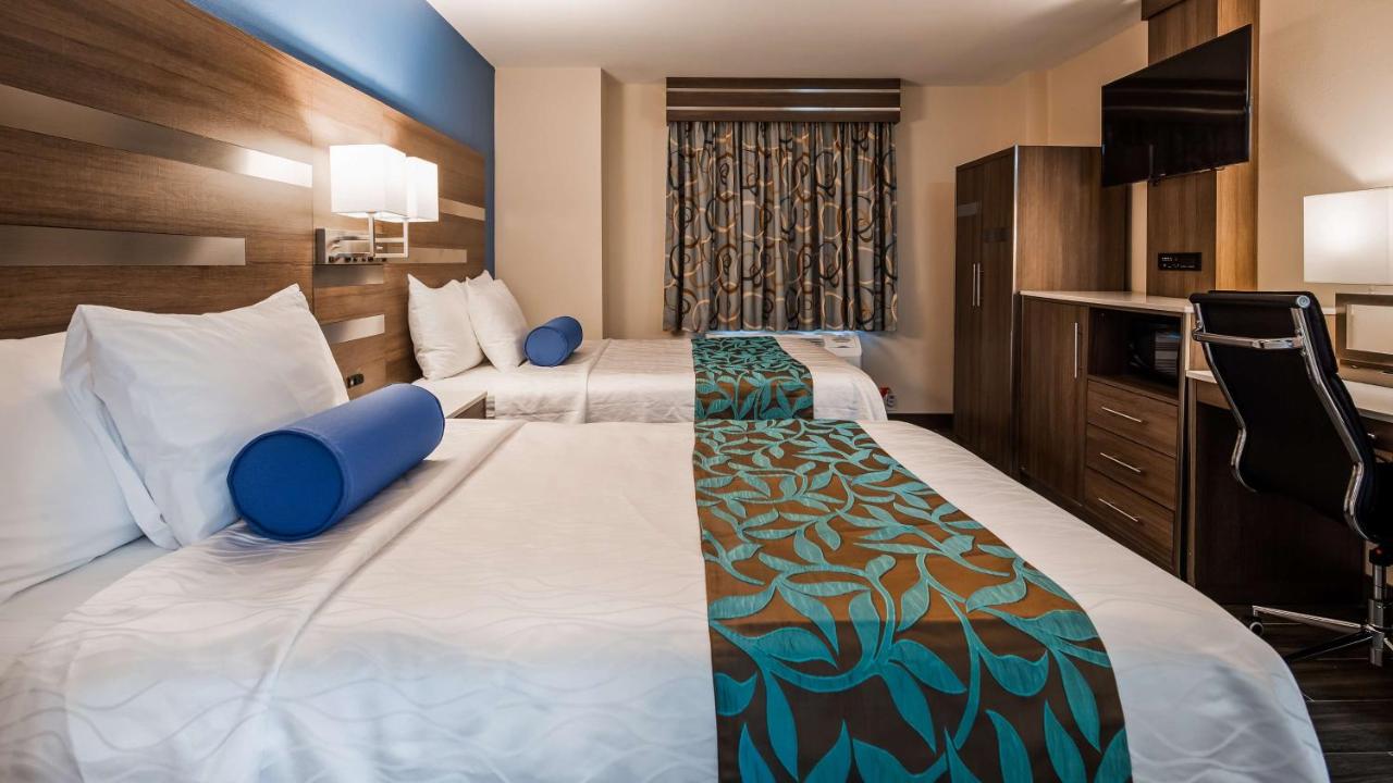 | Best Western Plus Stadium Inn