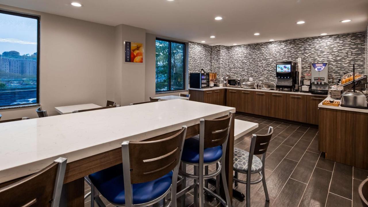 | Best Western Plus Stadium Inn