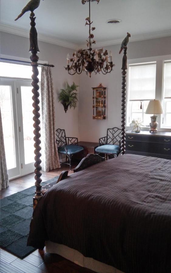 | Inntiquity, A Country Inn